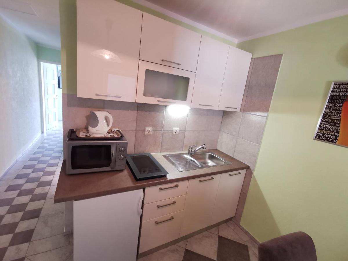 Apartments Villamare Grebastica Exterior photo