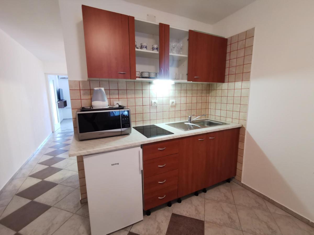 Apartments Villamare Grebastica Exterior photo